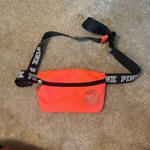 Love PINK Fanny Pack🧡